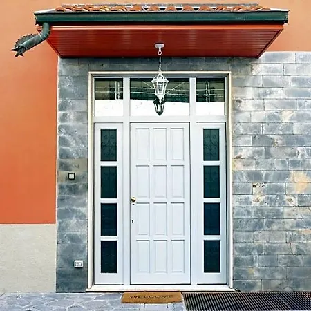 Casa de hóspedes Hostmate - - Vespri Siciliani