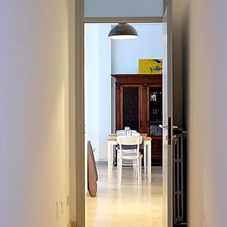 Casa de hóspedes Hostmate - - Vespri Siciliani