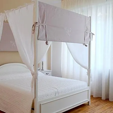 Hostmate - - Vespri Siciliani Casa de hóspedes