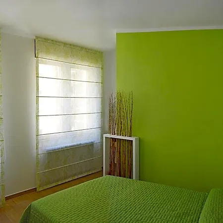 Konukevi Hostmate - - Vespri Siciliani Milano
